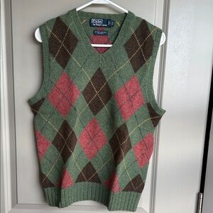 Polo by Ralph Lauren Men's V-Neck Argyle Sweater Vest - Green and Red